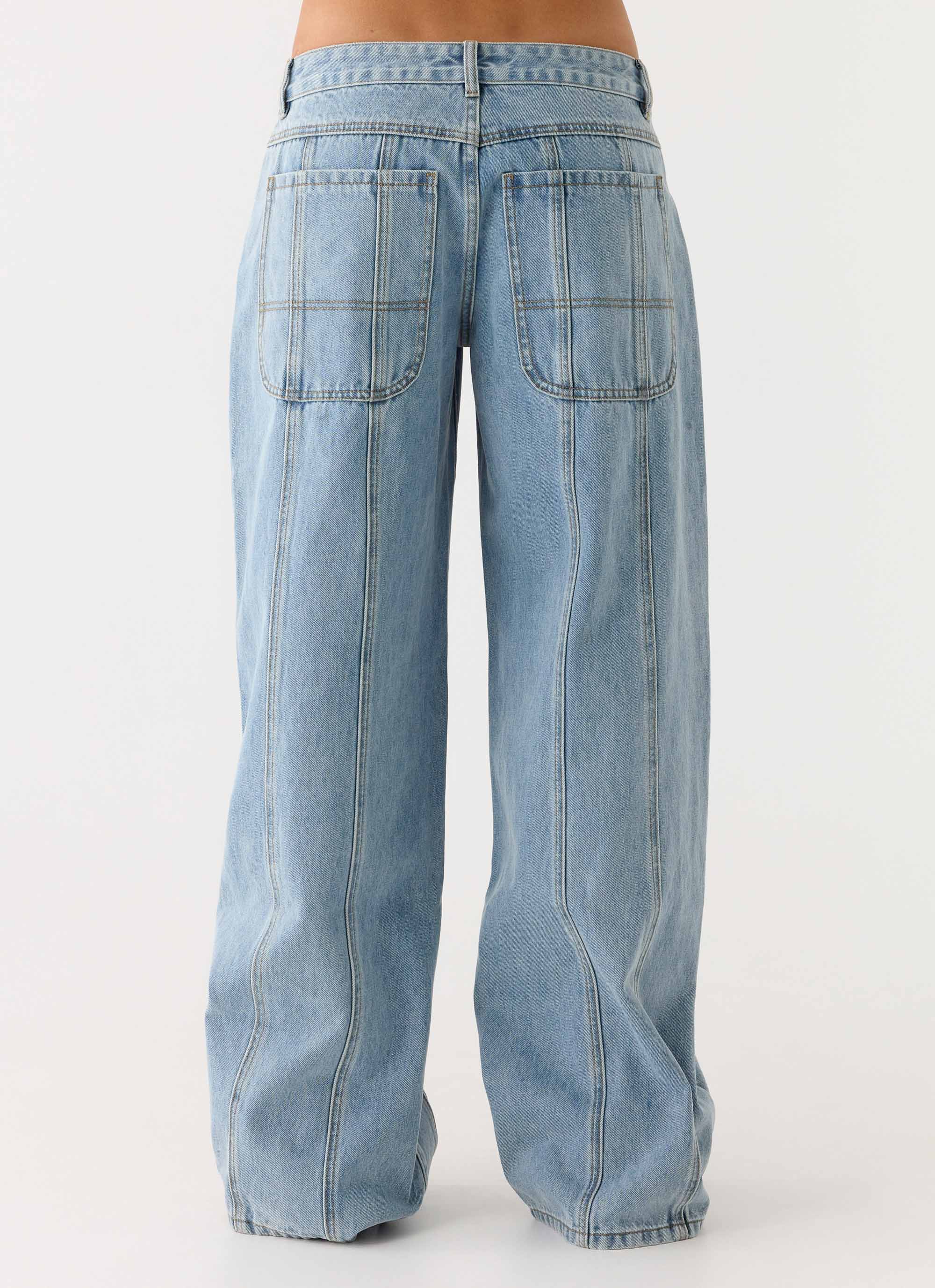 Johnny Low Rise Wide Leg Jeans - Light Blue Wash
