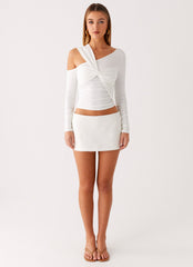 Cloud Kiss Asymmetric Long Sleeve Top - Cream