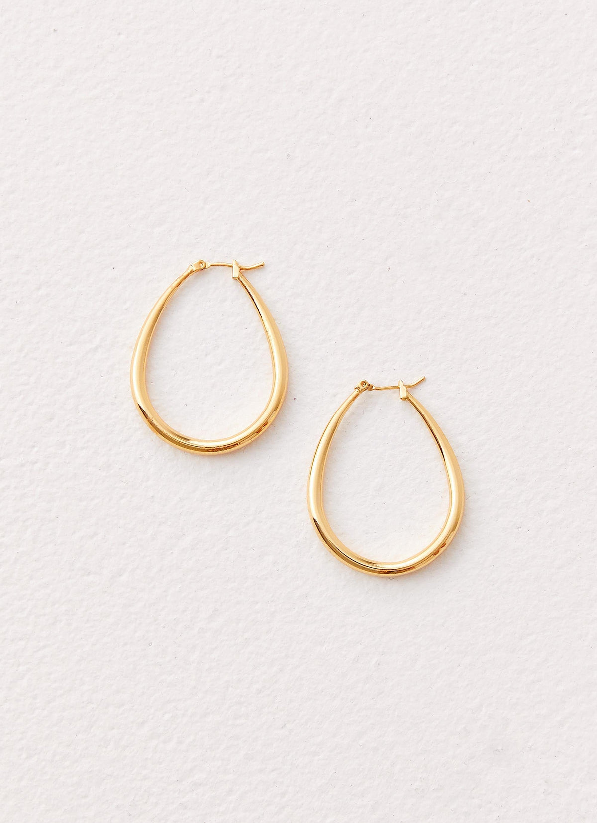 Gleam Hoop Earrings - Gold