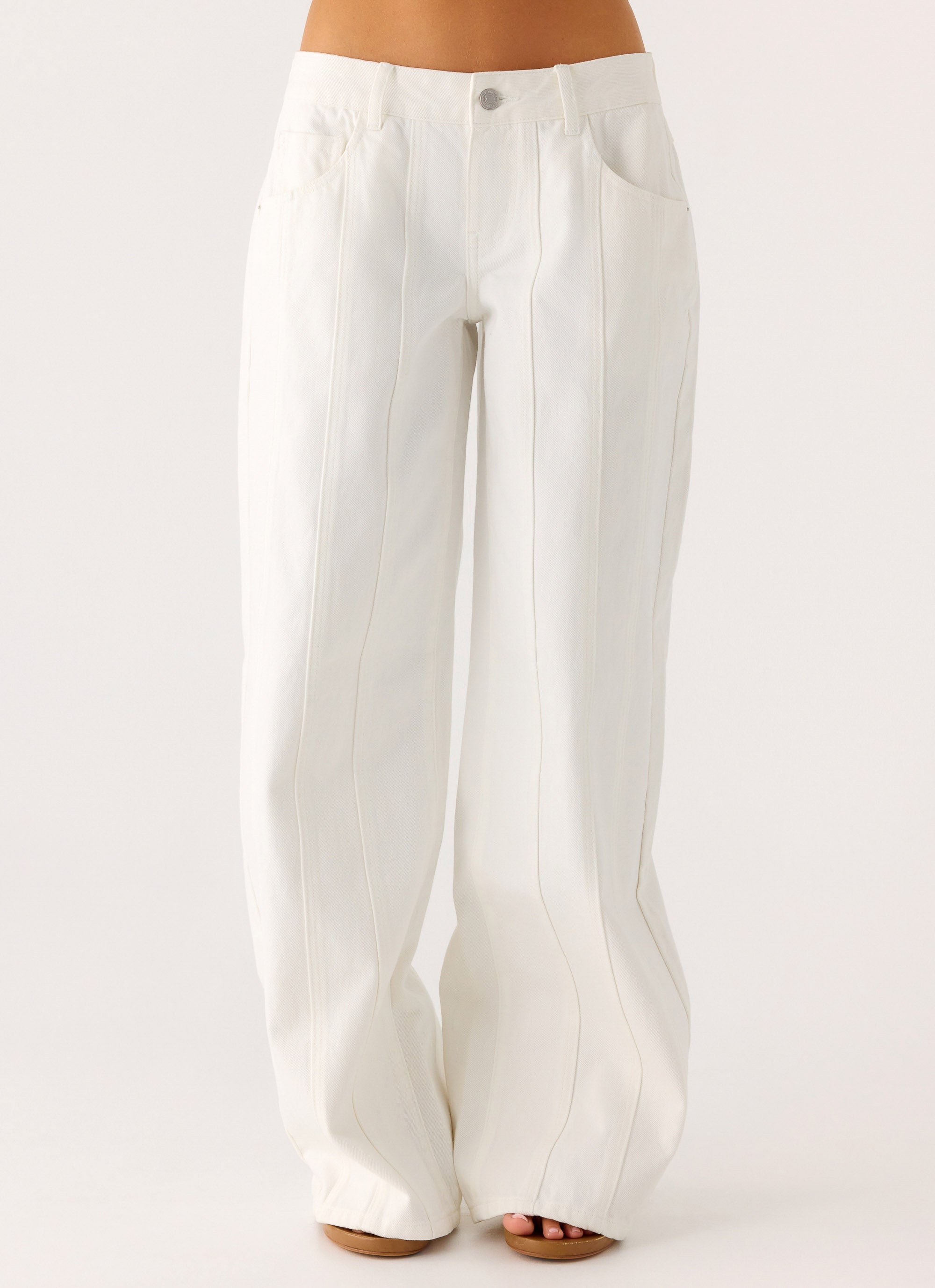 Johnny Low Rise Wide Leg Jeans - White
