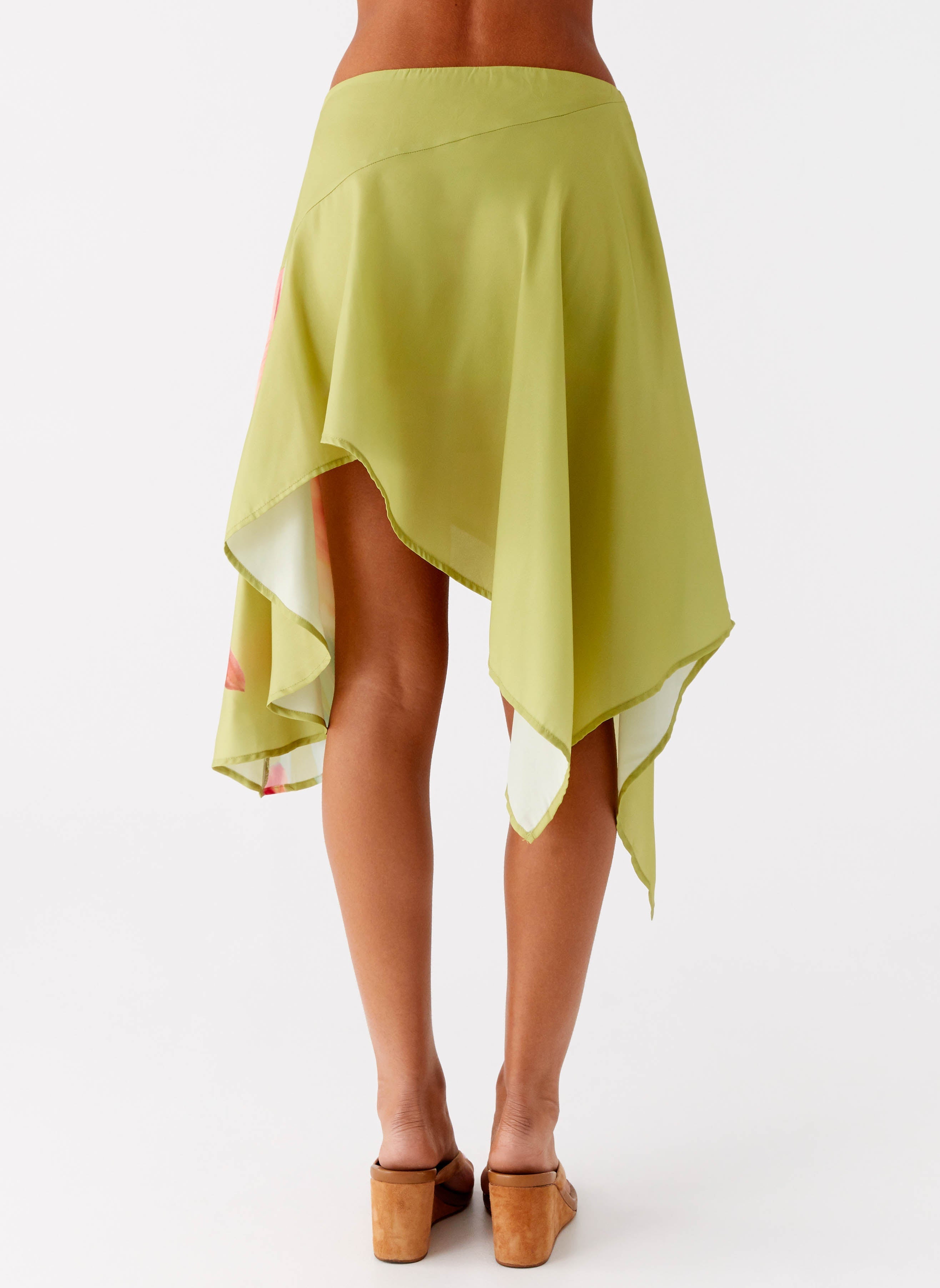 Kia Low Rise Asymmetrical Midi Skirt - Jungle Floral