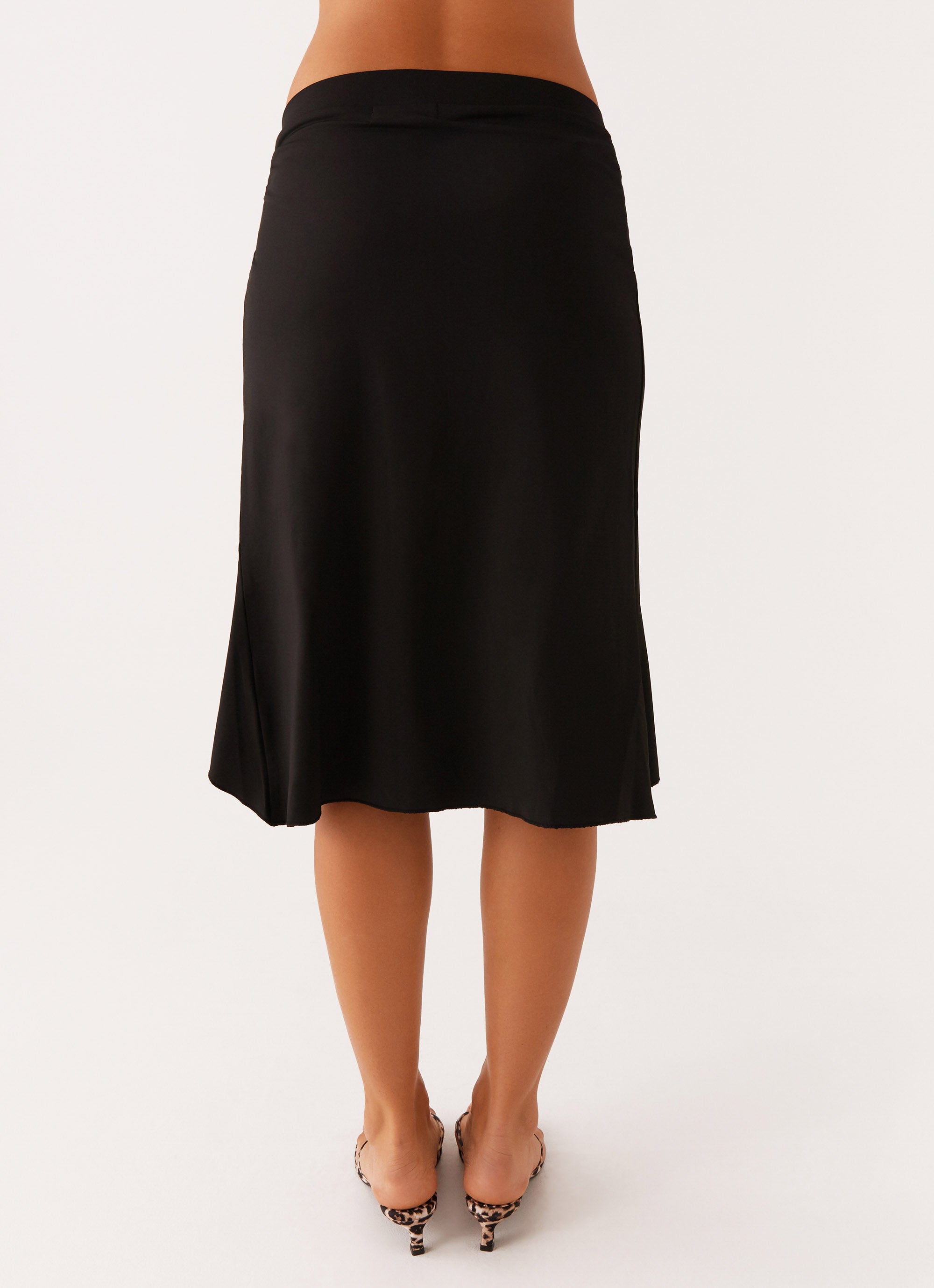 Shes A Lady Midi Skirt - Black