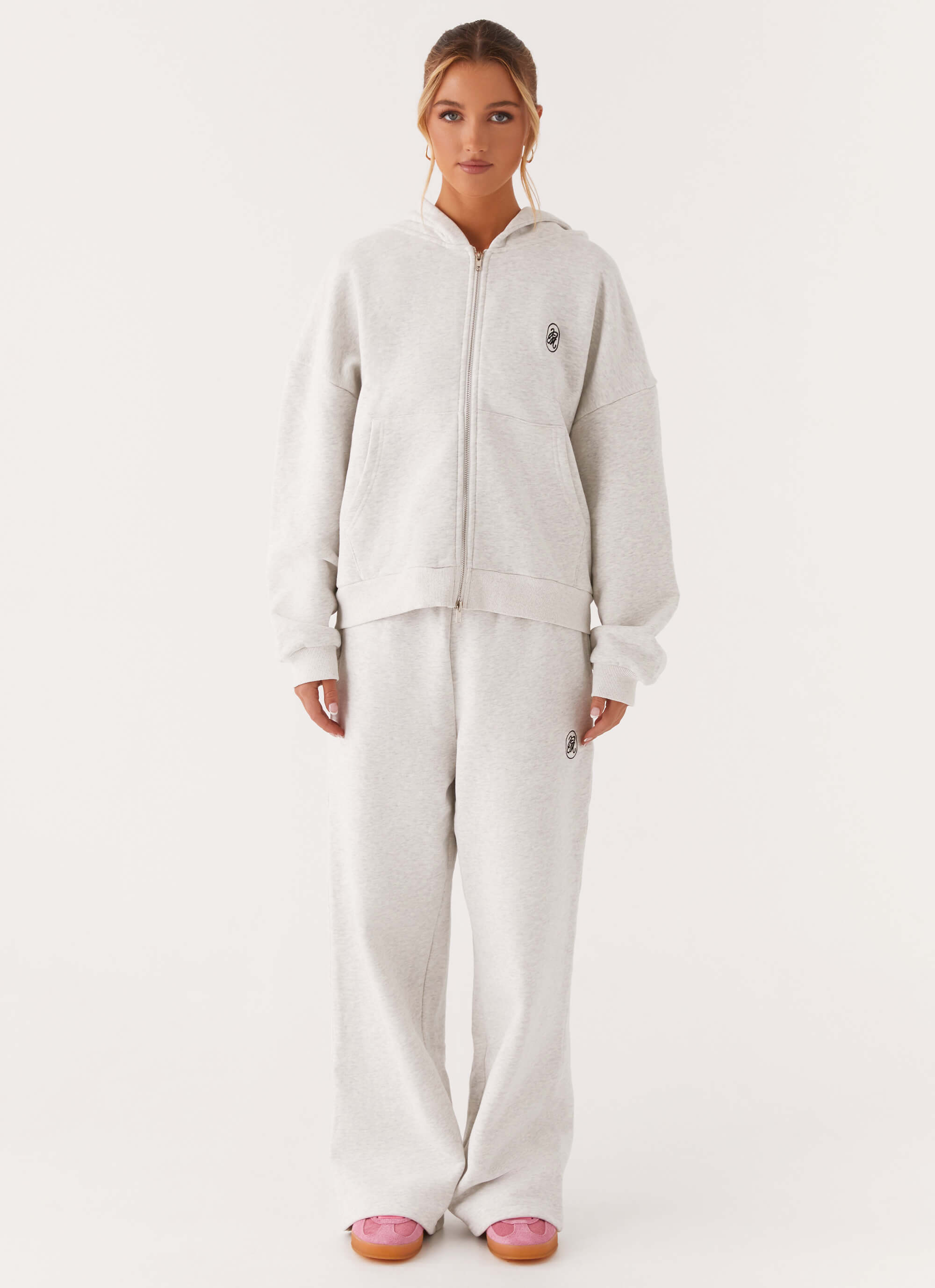 Signature Sweatpants - Grey